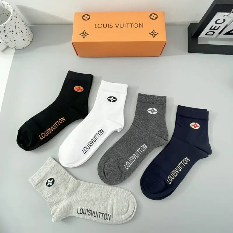 louis vuitton lv chaussettes s_12421654